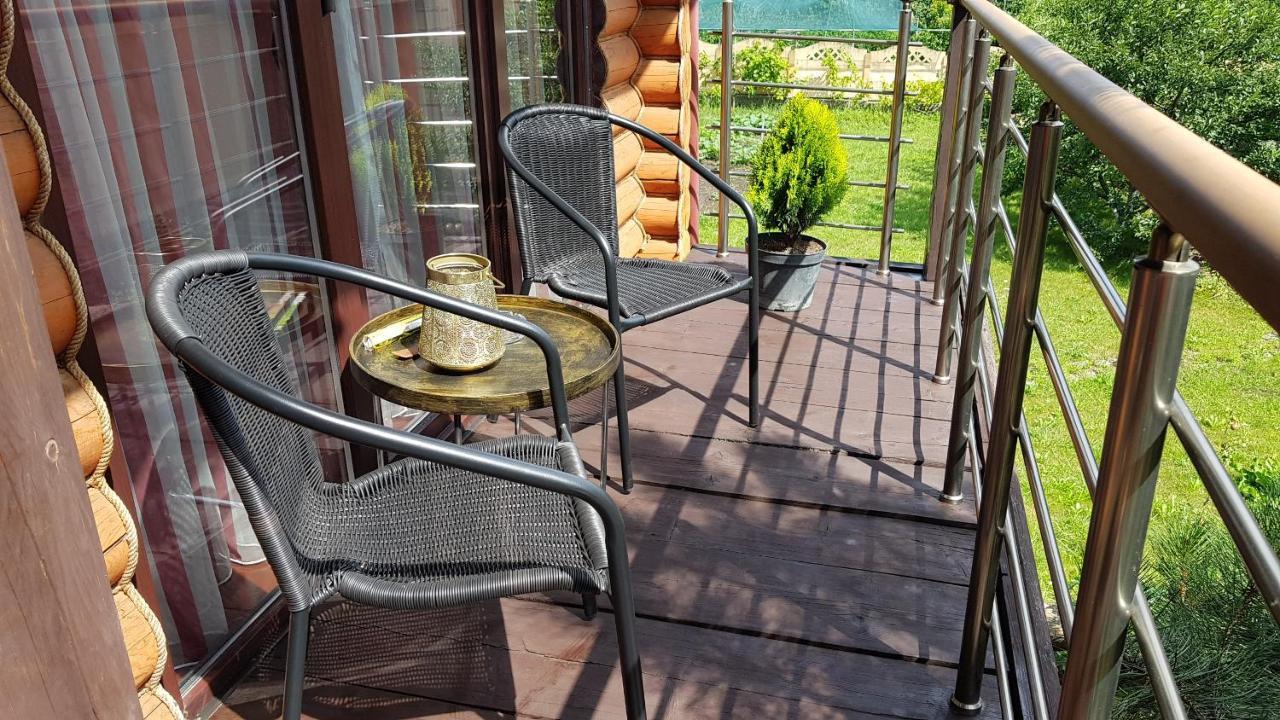 Luxury Apartments With Pool And Sauna In The Villa 체르니우치 외부 사진